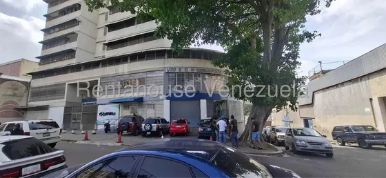Venta De Local Quinta Crespo 692m2 2b 7p