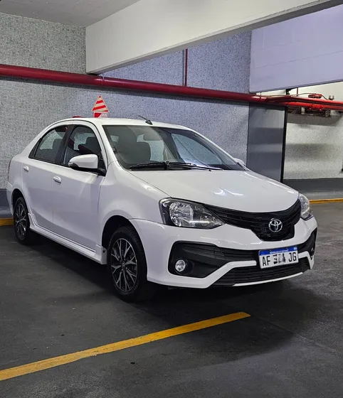 Toyota Etios Xls Pack 1.5 M/t