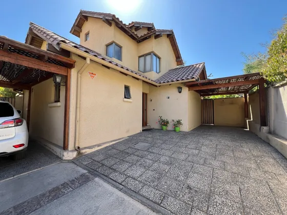 Casa Impecable En Condominio