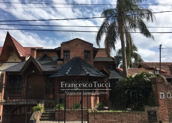 Casa En Venta 6 Ambientes Ituzaingó Norte