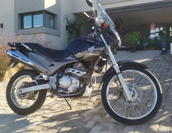 Falcon 400 Año 2013 Impecable