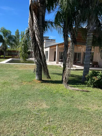 Excelente Casa A Terminar En Lote De 1330 M2 En Parque Gorriti