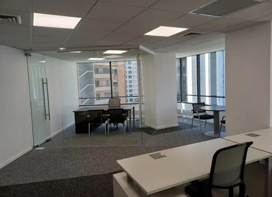 Oficina En Arriendo - El Golf - Andres Bello - Las Condes