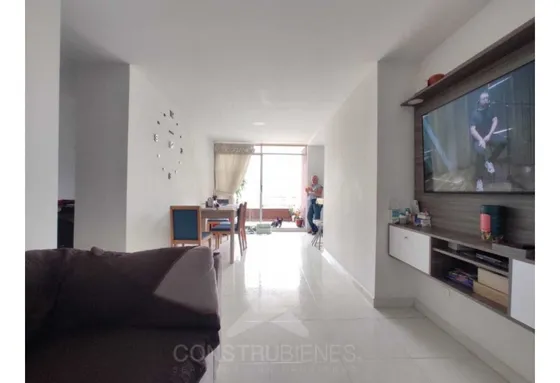 Apartamento Prados De Sabaneta - Se Vende 