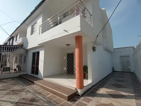Se Vende Casa Dúplex En San Isidro