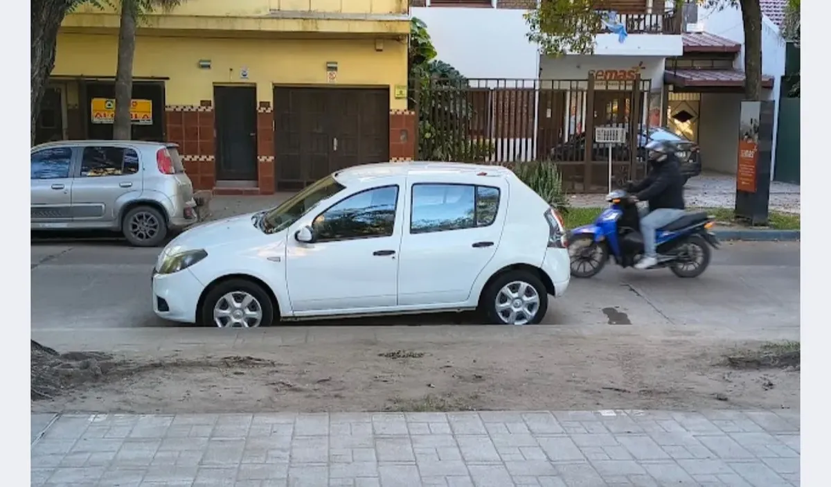 Renault Sandero 1.6 Expression 105cv Abs565612142700144644