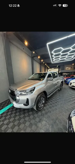 Toyota Hilux Pick-up 2.8 Cd Srv 204cv 4x4 At