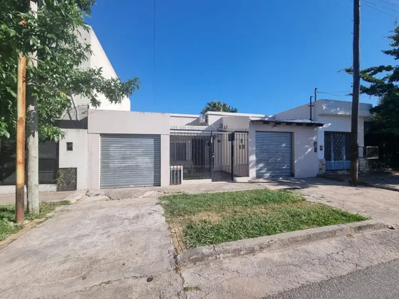 Casa En Venta Apta A Credito Berazategui