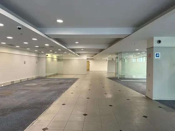 Arriendo Local Habilitado, 412 M2, Andres Bello, Las Condes