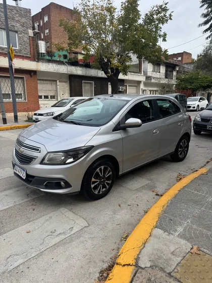 Chevrolet Onix 1.4 Ltz At 98cv