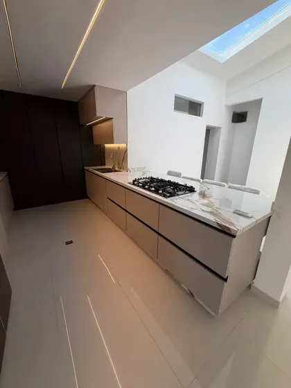 Valencia Venta De Casa Moderna Urbanización El Trigal Norte L. C