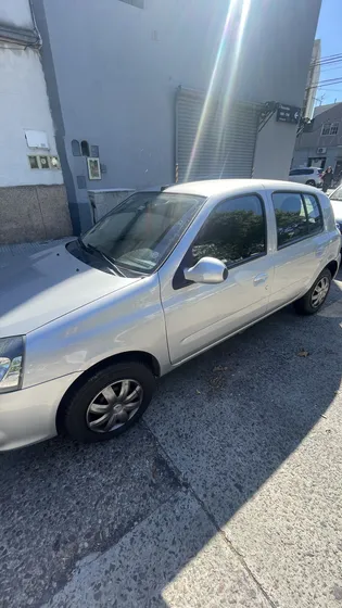 Renault Clio Confort Pack Sat 5p