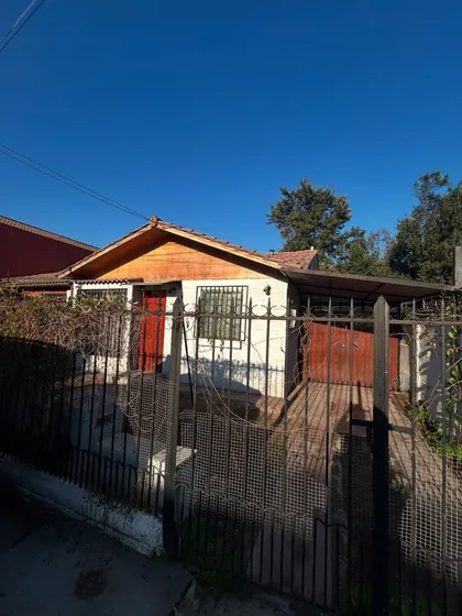 Casa Con Patio Y Cobertizo · Ciudad Satélite · 2d/1b