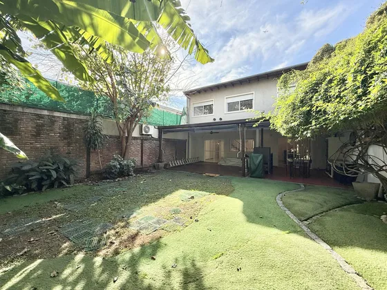 Apto Crédito! Duplex 4 Ambientes Reciclado A Nuevo Con Jardin, Galeria Y Cochera