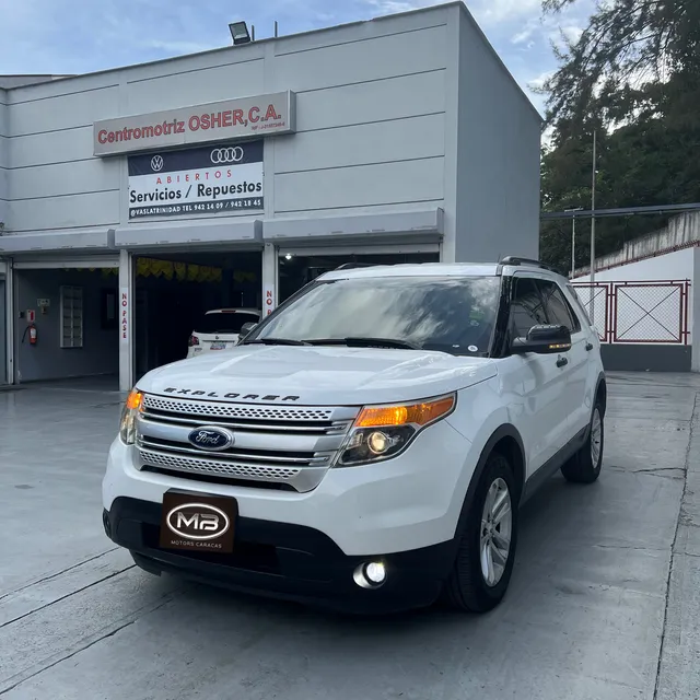Ford Explorer Xlt 4wd