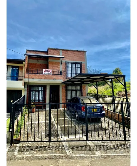 Venta De Casa De Tres Piso En La Aldea Popayan 