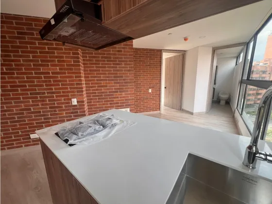 Venta De Apartamento En Laureles, Iglesia Santa Teresita - Airbnb (*)