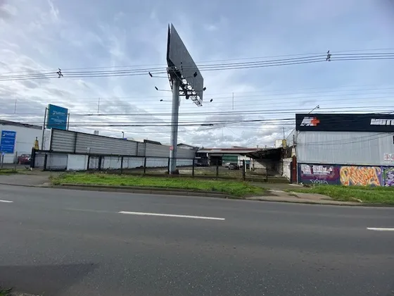 Arrienda Terreno Comercial Con Frente A Av. Rudecindo Ortega