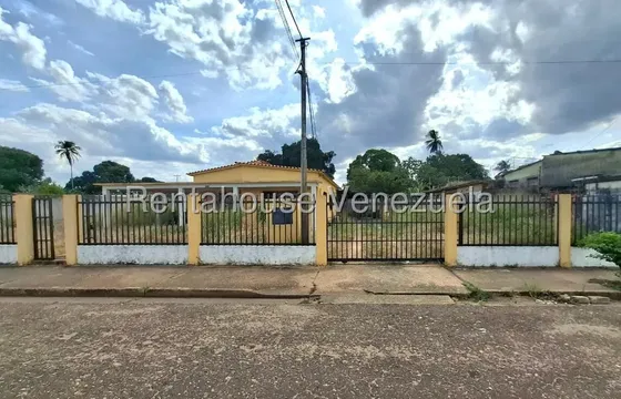Dennymar, Alquila Comoda Y Linda Casa Ubicada En El Tigre Anzoategui, En Optimas Condiciones, Con Todos Los Servicios Basicos Operativos! B6a20926
