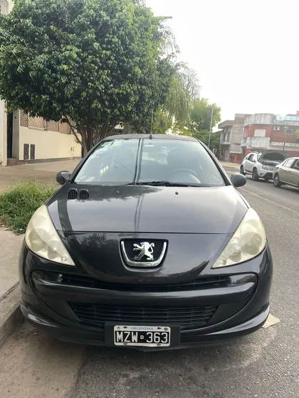 Peugeot 207 1.4 Active 75cv