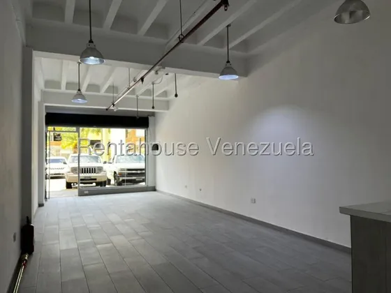 Local Comercial Centro Comercial Los Jarales San Diego En Planta Baja,50mts2 De Local, Piso Porcelanato Liberty Perla, Baño Porcelanato Babeno, Piezas De Baño Nuevas, Toma Corrientes Nuevos, 