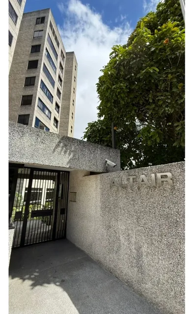 Apartamento En Venta Urb. Las Minas Res. Altair 