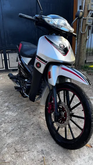 Gilera Smash Full, La Use Muy Poco Tiene 1211 Km.