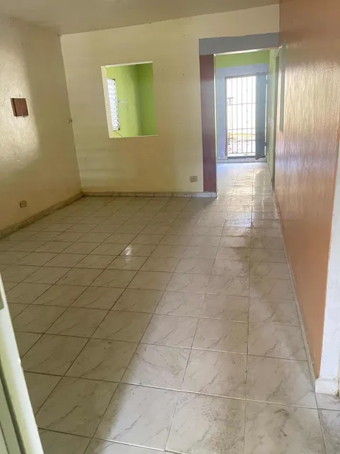 Casa De 4 Habitaciones 2 Baños
