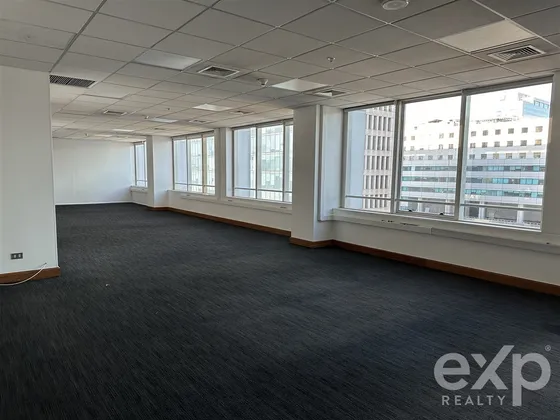 Arriendo Oficina Habilitada De 212 M2 En Nueva Las Condes
