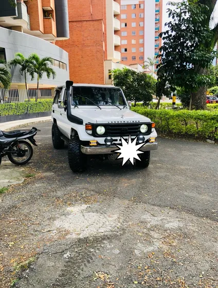 Toyota Land Cruiser 4.5 Fzj70