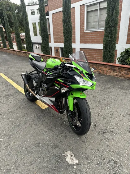 Kawasaki Ninja Zx6r 2021
