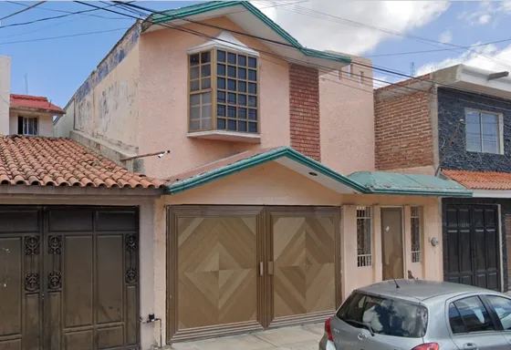 Casa En Venta En Col. Real Providencia, León De Los Aldama , Guanajuato. Nm* 