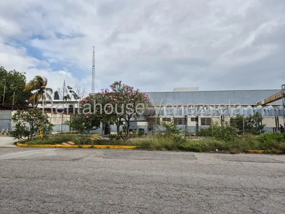 Galpon En Alquiler!!   Zona Industrial I Barquisimeto Jrh  Mas De 8000 Mts2, Tiene Comedor Para Empleados, Cuenta Con Planta Eléctrica 350kva