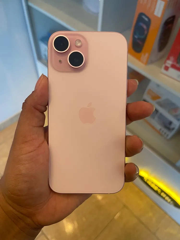 Apple iPhone 15 (128 GB) - Amarelo | Parcelamento sem juros