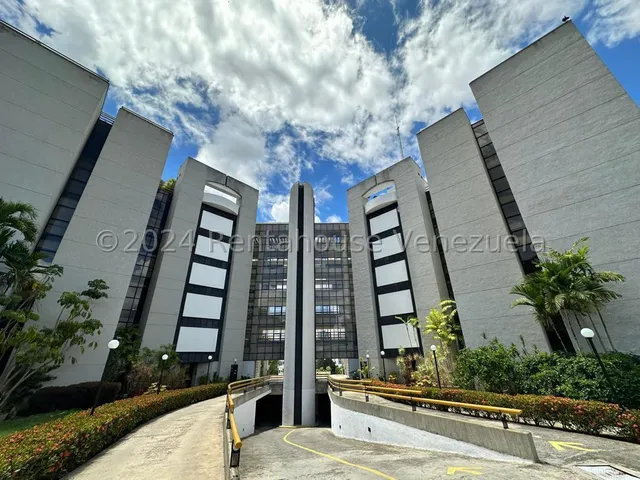 En Venta Apartamento Remodelado Nuevo Colinas Tamanaco Yf 