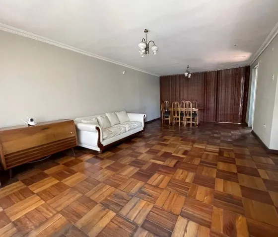 Vendo Casa Amplia Sólida En Macul / Los Olmos