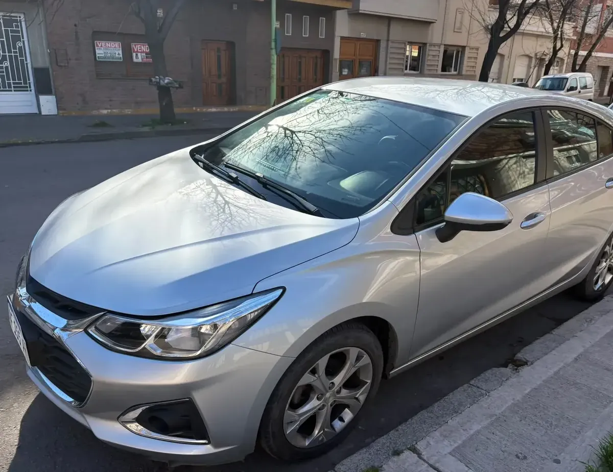 Chevrolet Cruze 5 1.4 Lt Mt 5p
