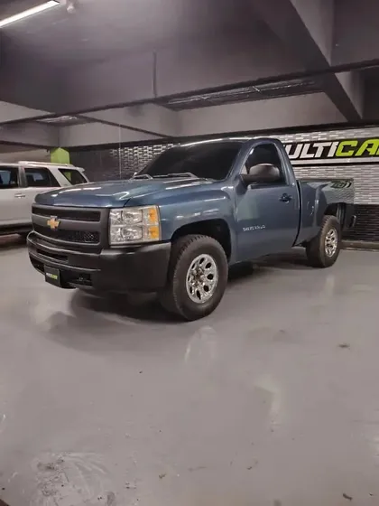Chevrolet Silverado Ls