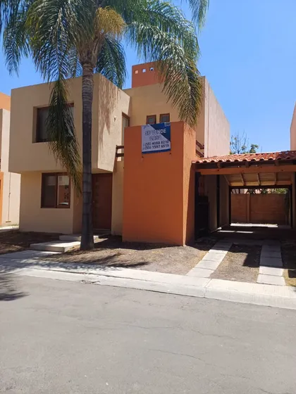 Casa Modelo Barcelona Con Techumbre,  Puerta Real I