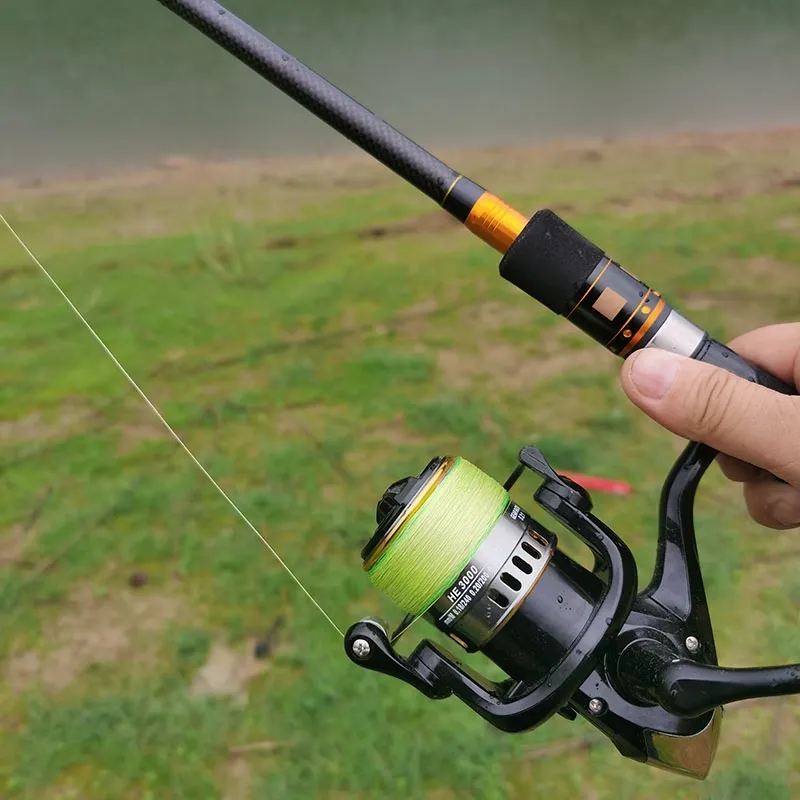 Linha Aostsoa sendo usada em carretilha