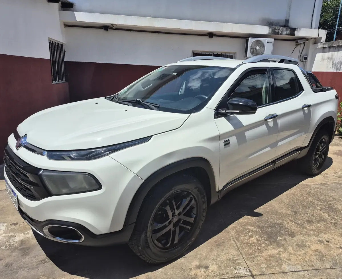 Fiat Toro 2.0 Volcano 4x4 AT