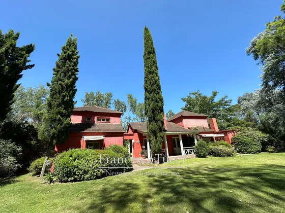 Casa En Venta 7 Ambientes Country La Tradición Fondo Al Golf
