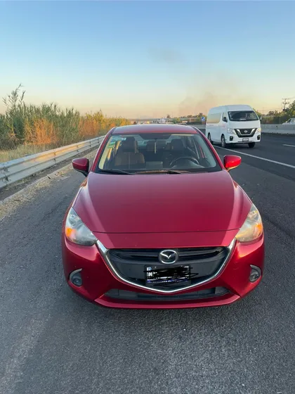 Mazda Mazda 2 1.5 I Touring Mt