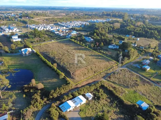 Terreno Urbano 10.700m2 En Loteo Los Pinos, A 3k Del Centro