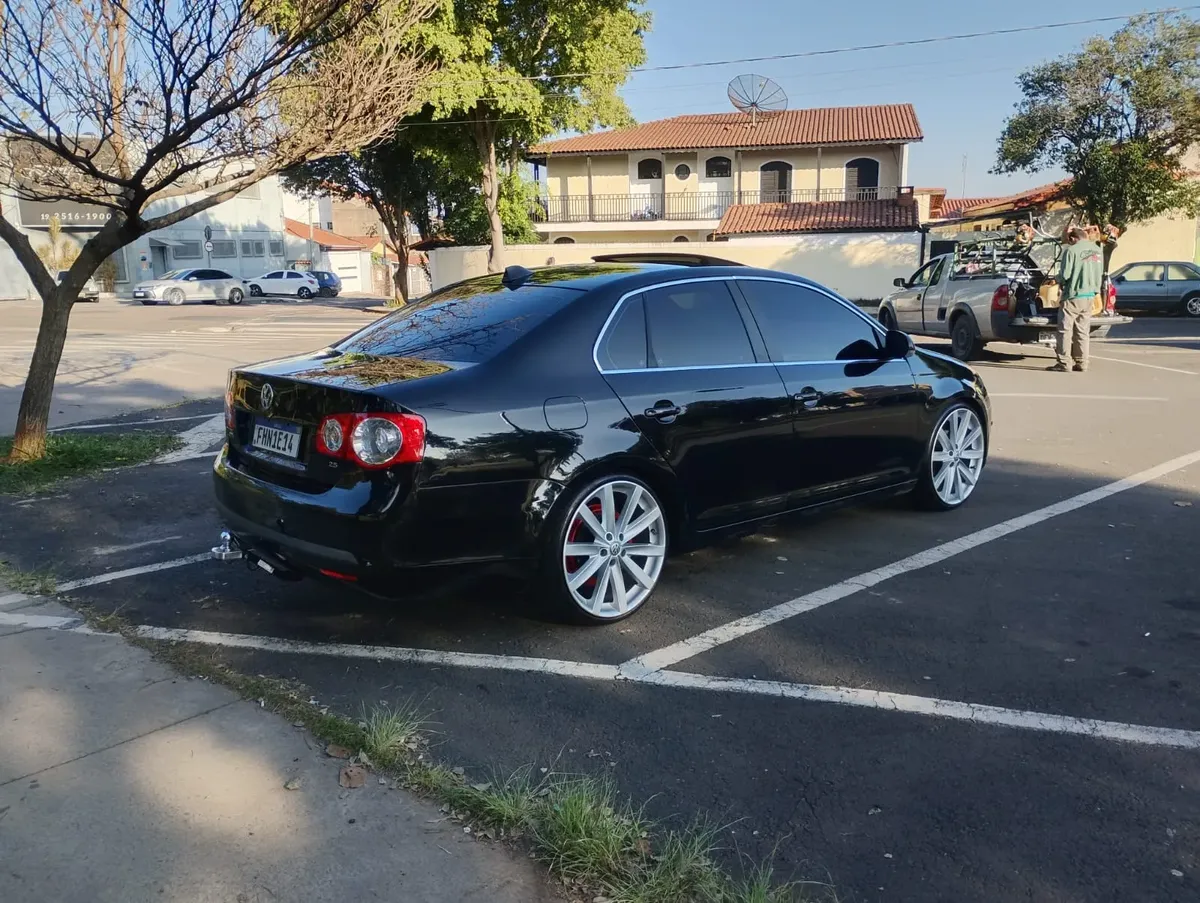 Volkswagen Jetta 2009 2.5 4p — foto 4