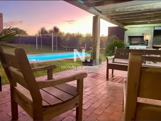 Espacios Ideales Y Comodos En Impecable Casa 