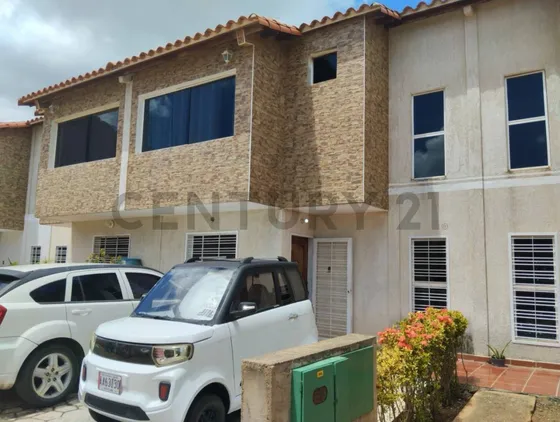 Townhouse Urbanización Paraíso De La Virgen, El Valle, Isla De Margarita.