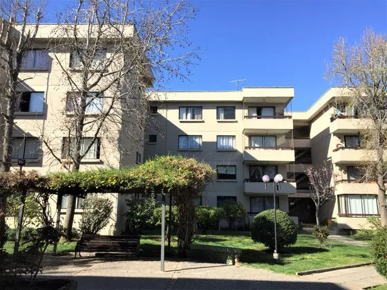 Agradable Departamento En Las Condes En Excelente Estado
