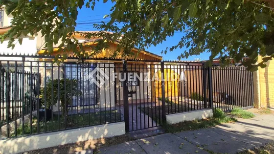 Casa En Arriendo De 4 Dorm. En Maipú