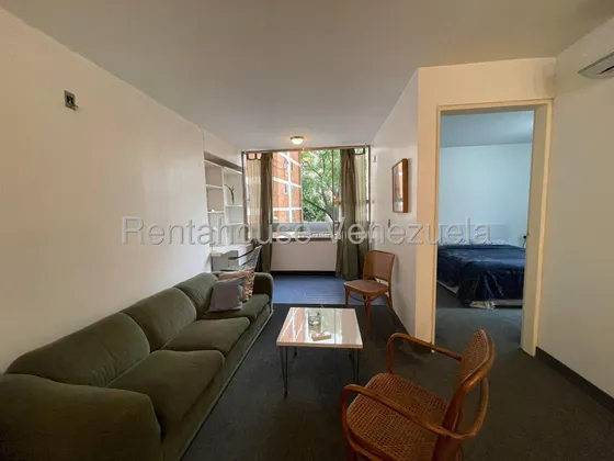 Apartamento En Alquiler En Los Palos Grandes 25-24067 As